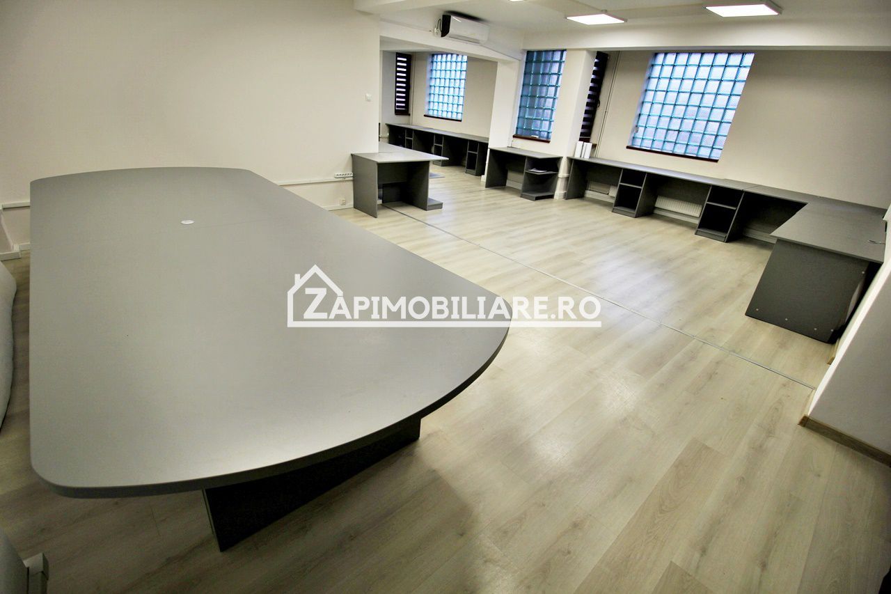 Spatii de birou 60 mp si 100 mp. cu parcare,zona Centrală