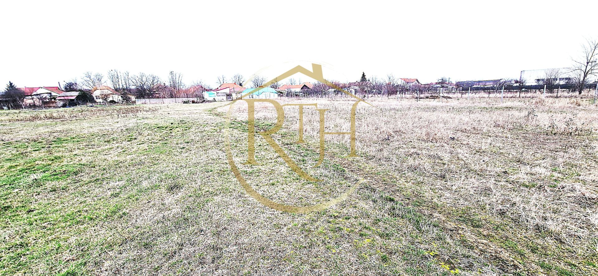 Vand teren intravilan Zona Fraidorf,comison ,,0''