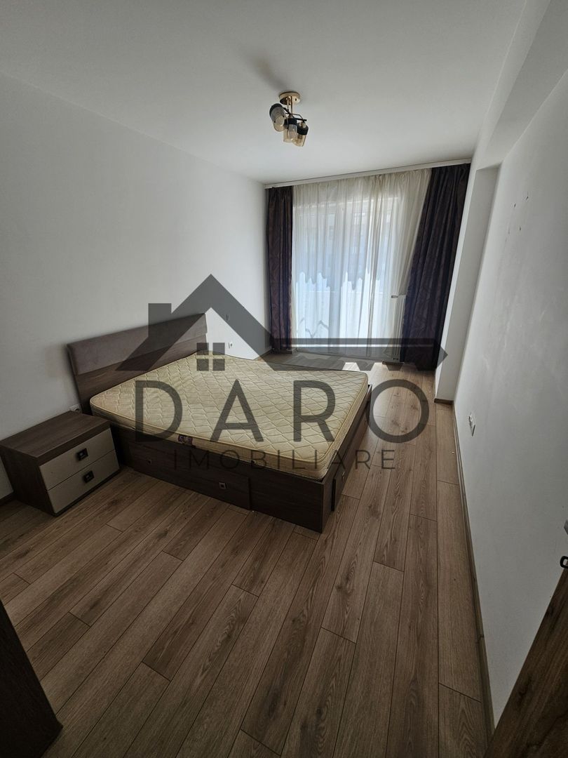 Proprietar Inchiriez apartament doua camere Maurer