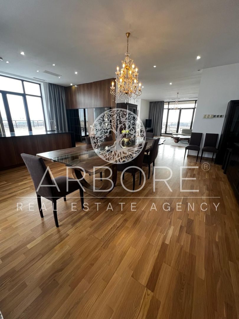 Penthouse 5 camere 250 mp lângă Ambasada SUA , zona Băneasa București