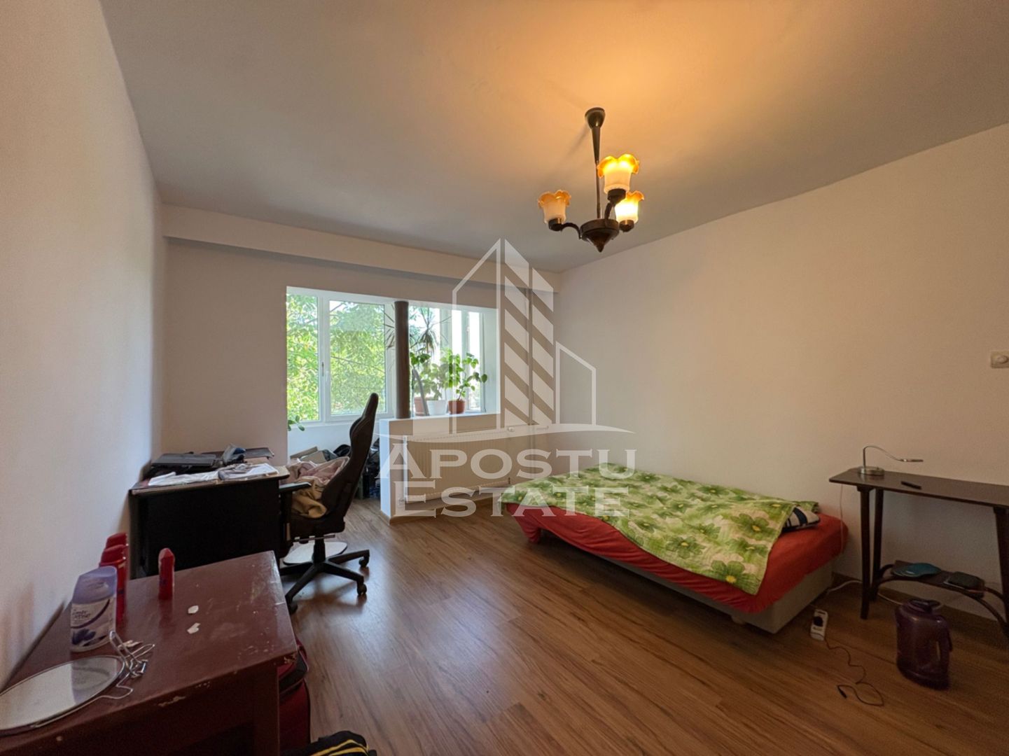 Apartament etajul 1, bloc anvelopat in zona Girocului Timisoara