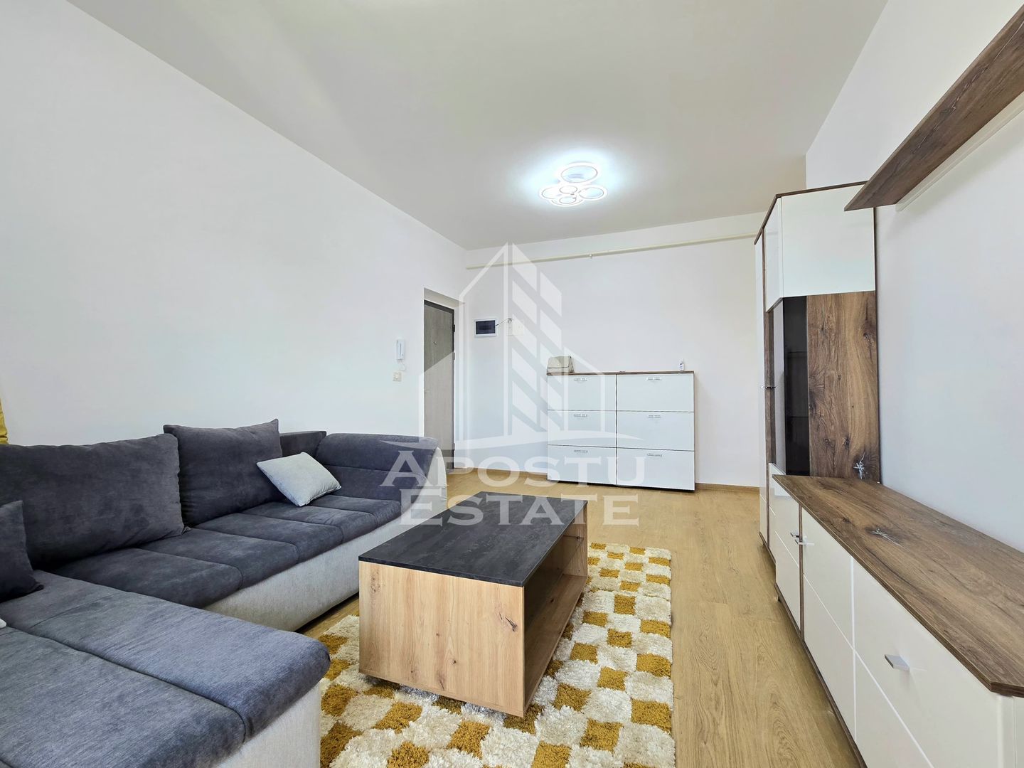 Apartament de vanzare, 3 camere, 2 balcoane, zona Calea Urseni, Giroc