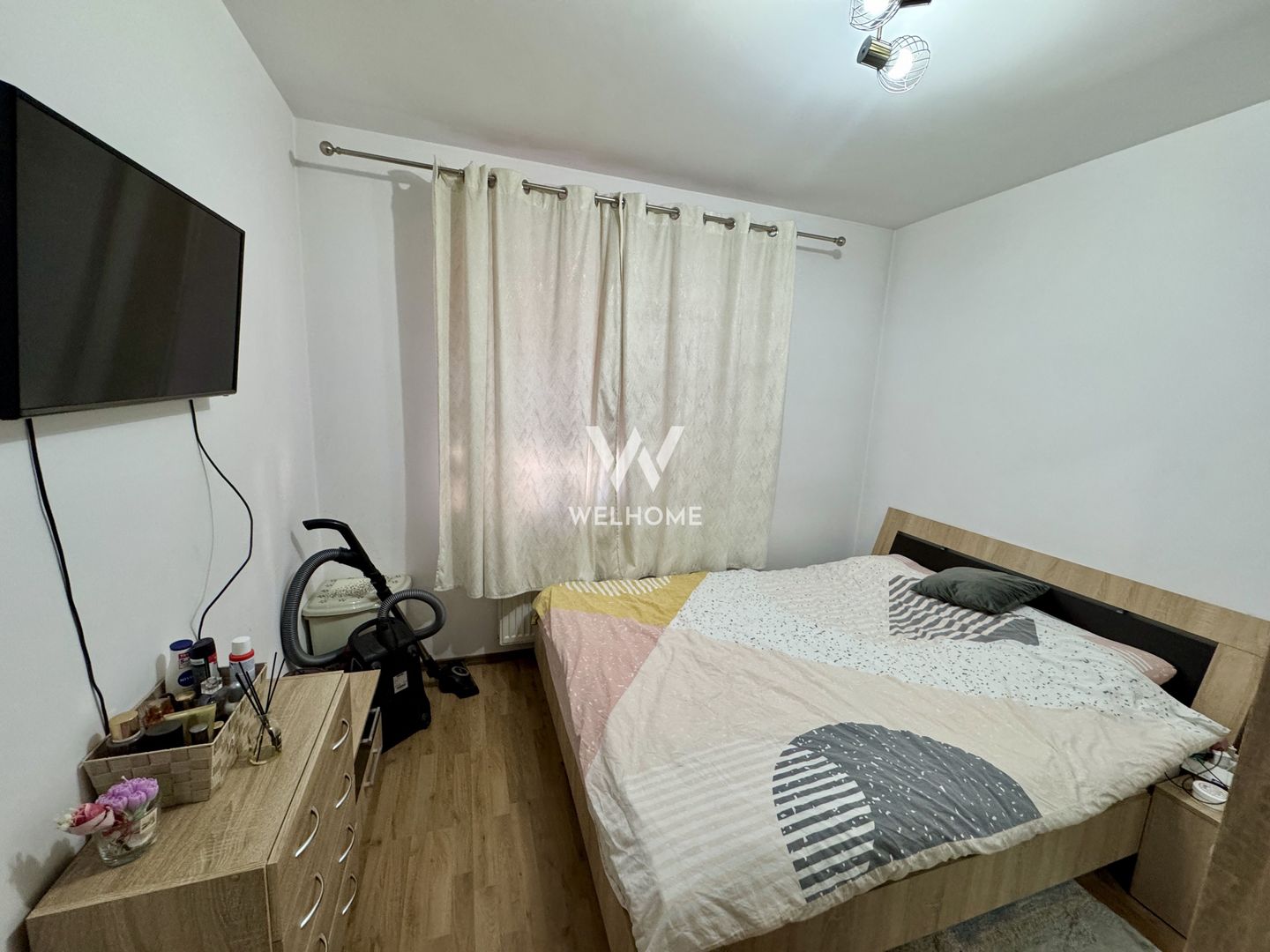 Apartament 3 camere, mobilat si utilat, loc de parcare
