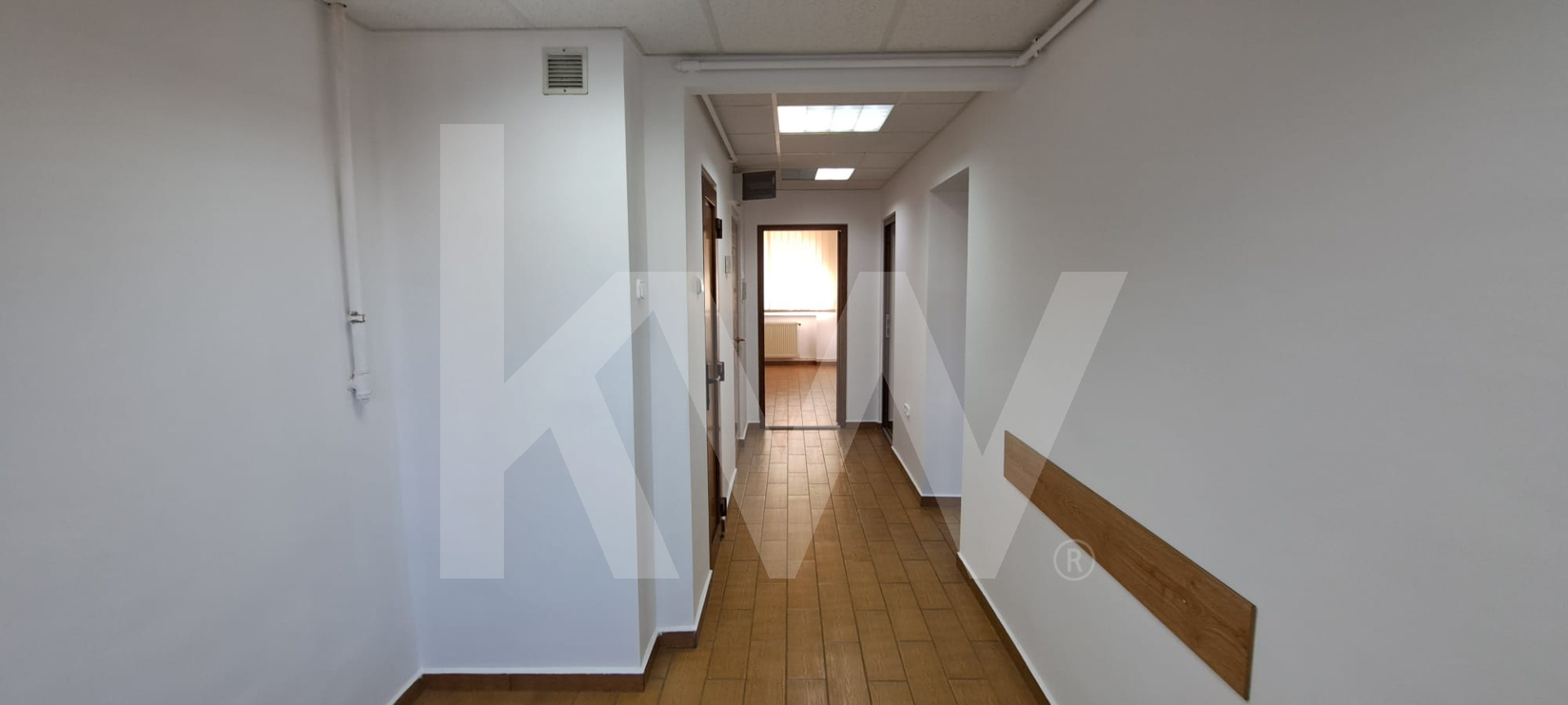 Apartament 3 camere decomandate , ultracentral ,parter