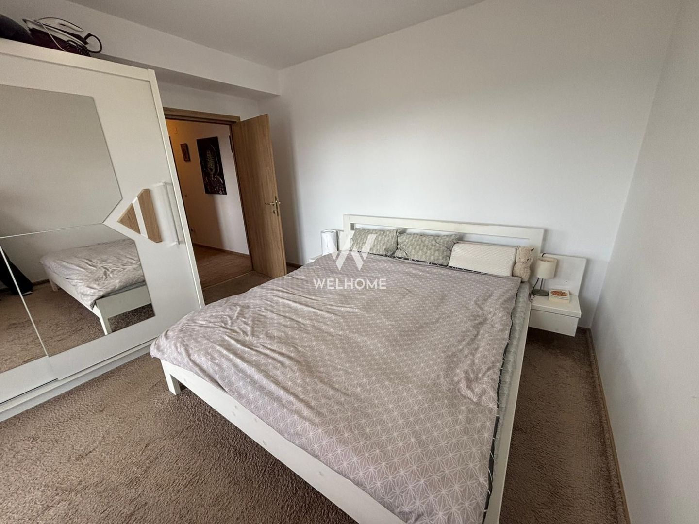 Apartament spațios cu 3 camere, 2 băi și balcoane generoase