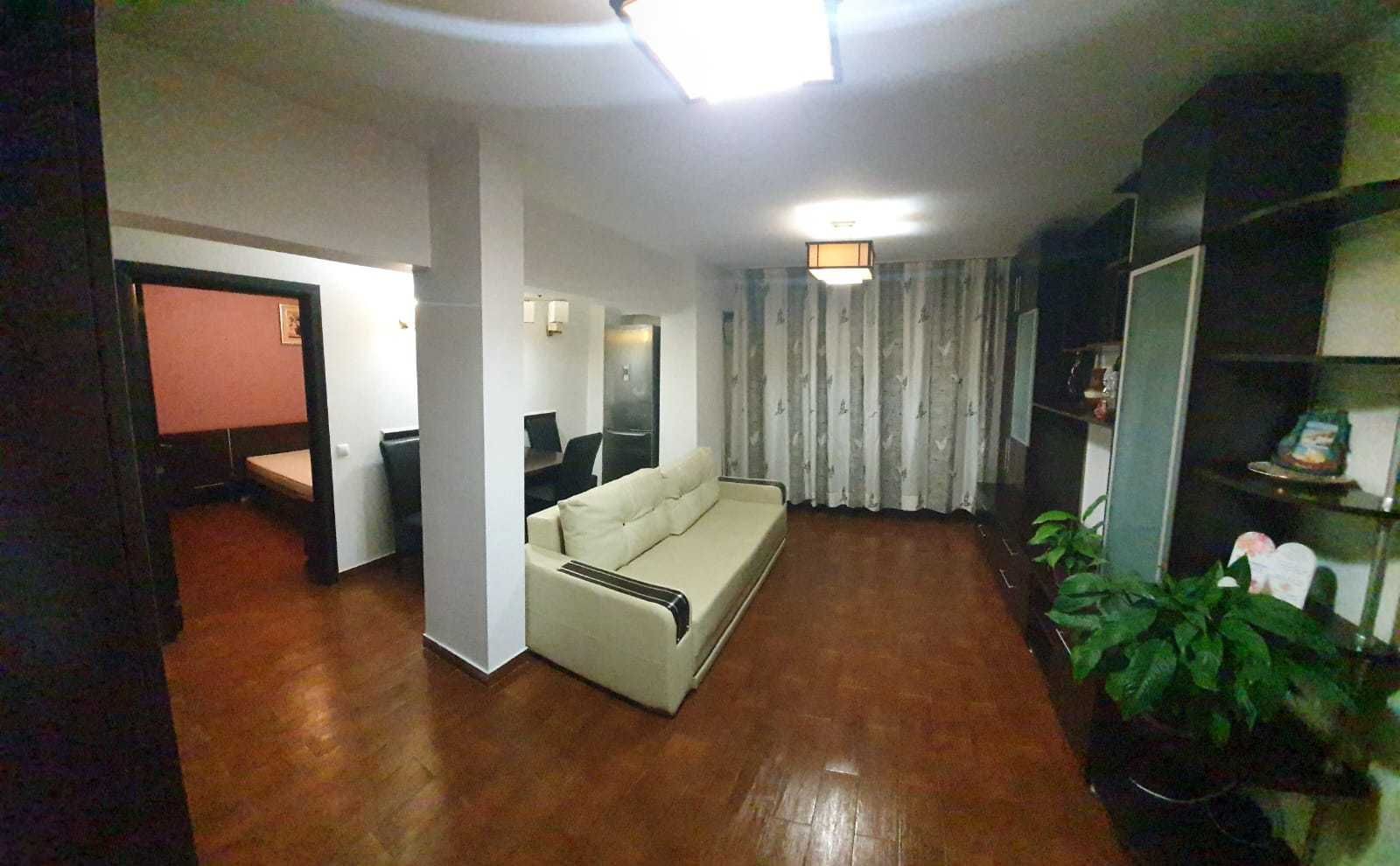 Inchirez apartament 13 septembrie de 2 camere transformat in 3 camere