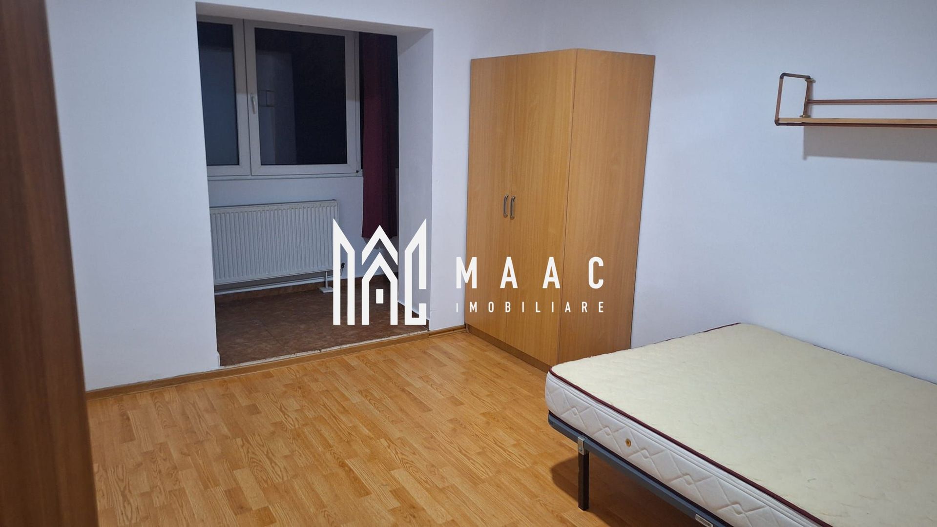 Cameră de închiriat | Etajul 2 | Valea Aurie