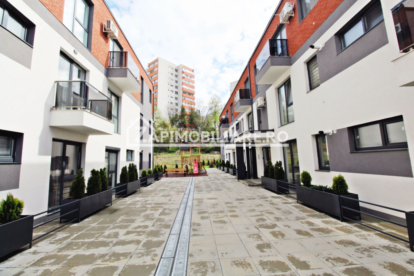 Ap 2 camere Lux - Crinului Residence - loc parcare subteran