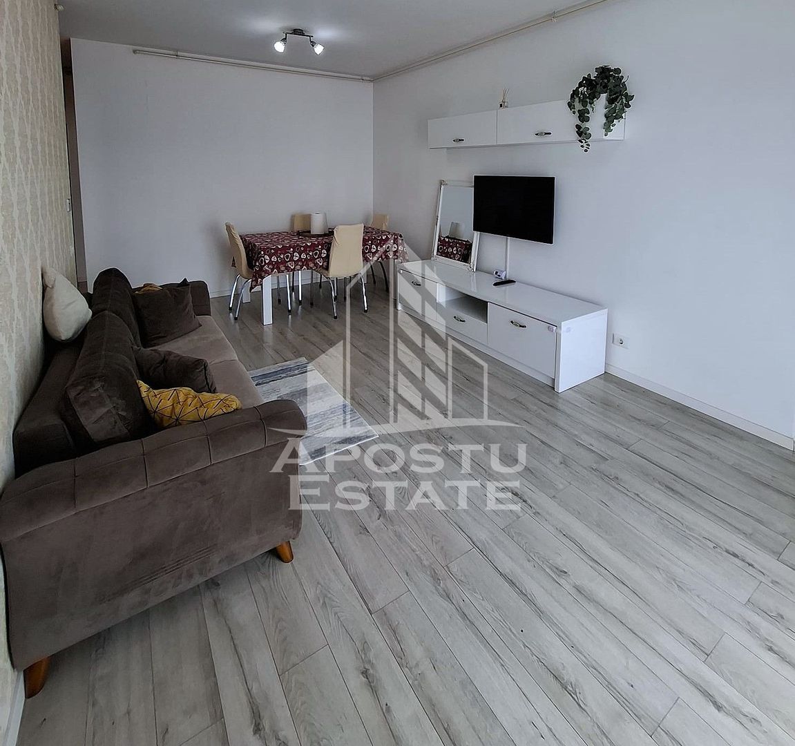 Apartament 2 camere, 52 mp utili. Loc de parcare