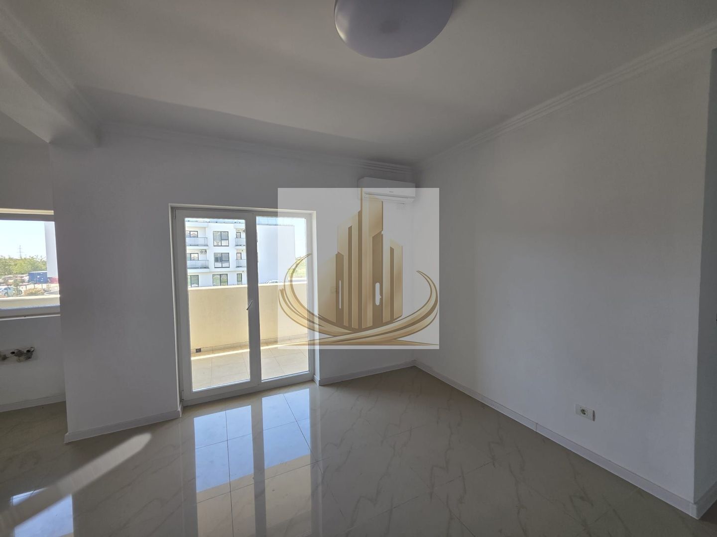 Apartament 3 camere, etaj 1, bloc nou, Torontalului