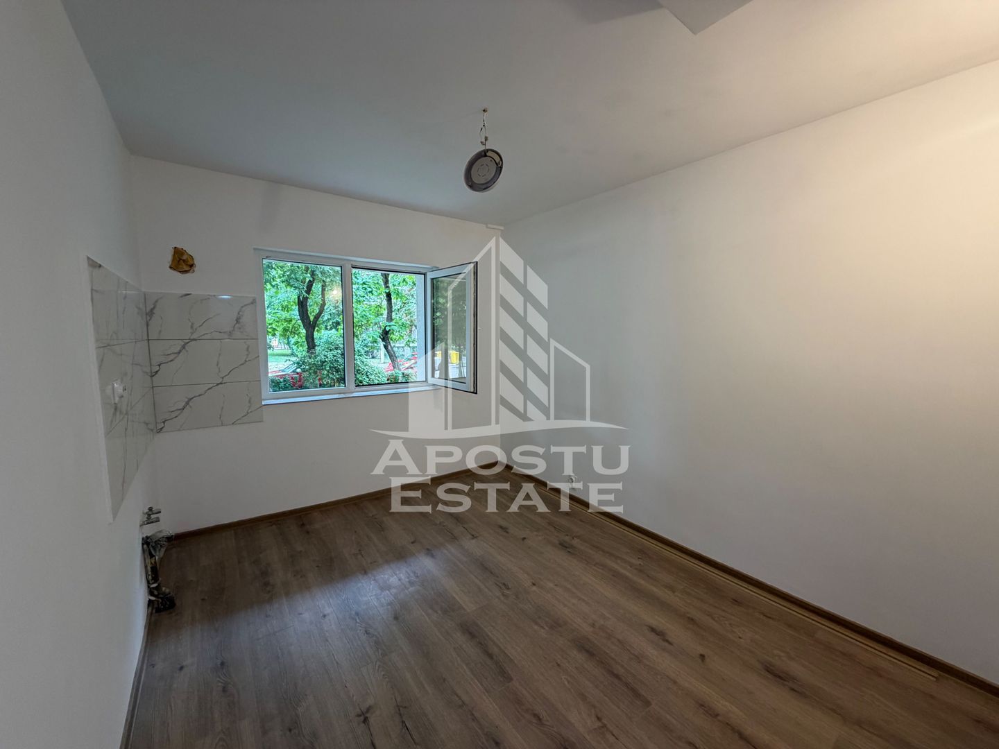 Garsoniera de vanzare , Zona Lipovei , Timisoara