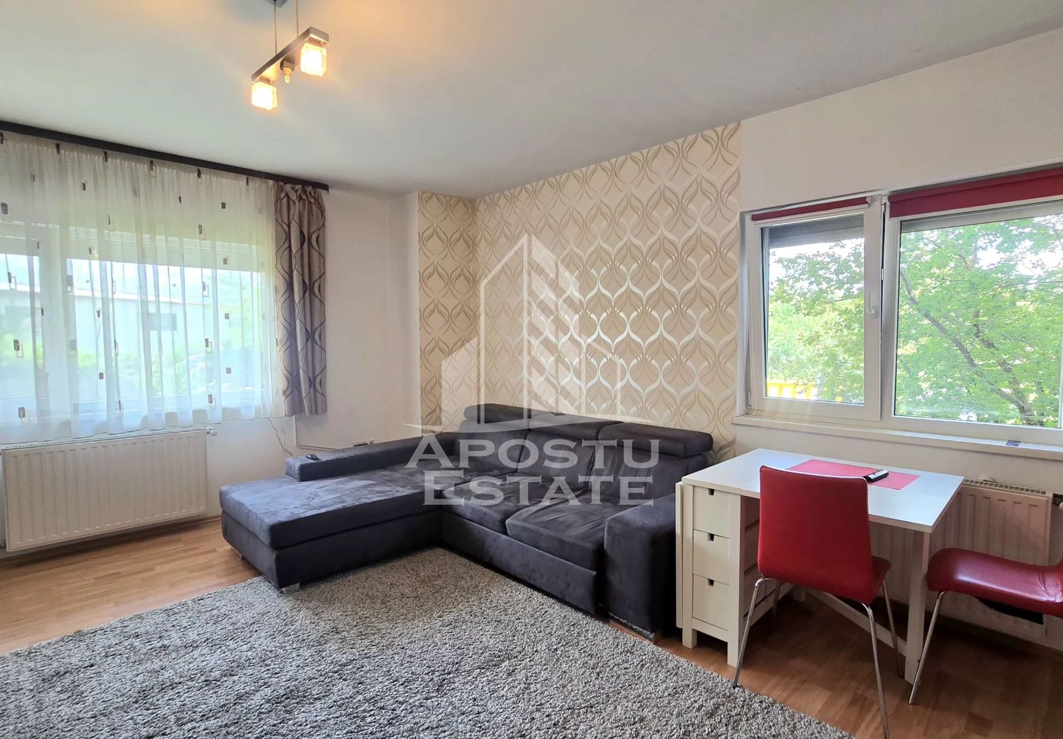 Apartament de vanzare cu 3 camere, bloc nou, centrala proprie,Aradului