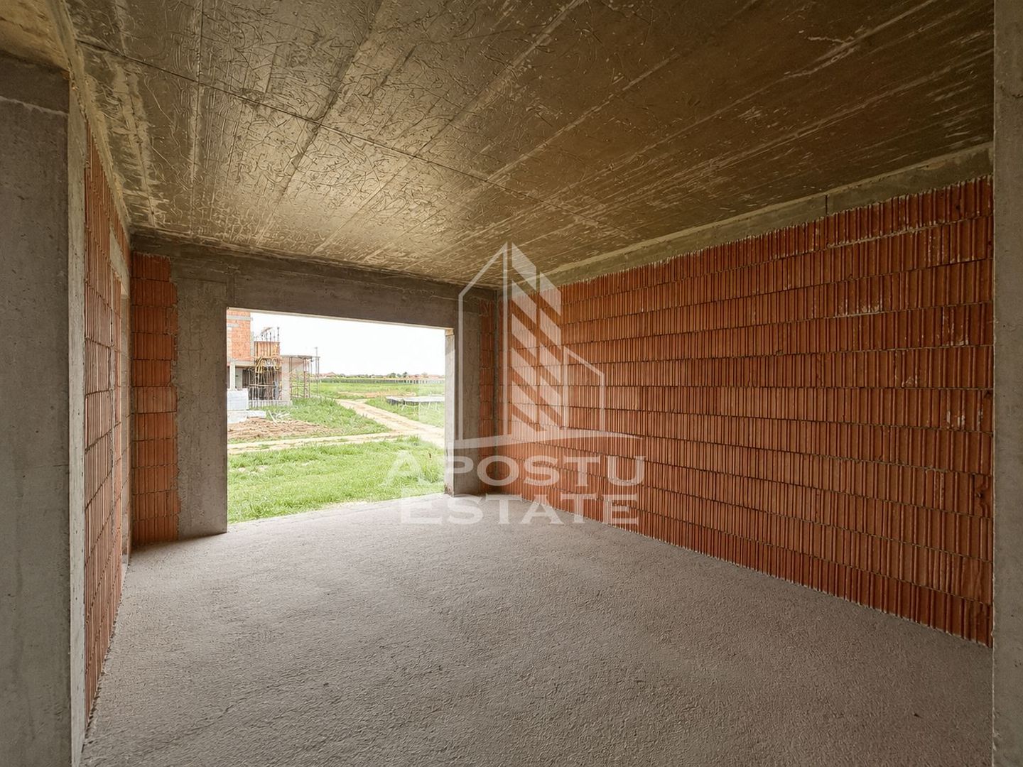Casa nou insiruita, P+1E, 113 mp, Ghiroda Zona UMFT