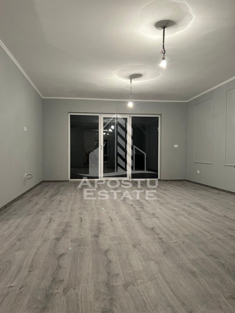 Casa individuala pe parter, 4 camere si 2 bai, 530 mp teren