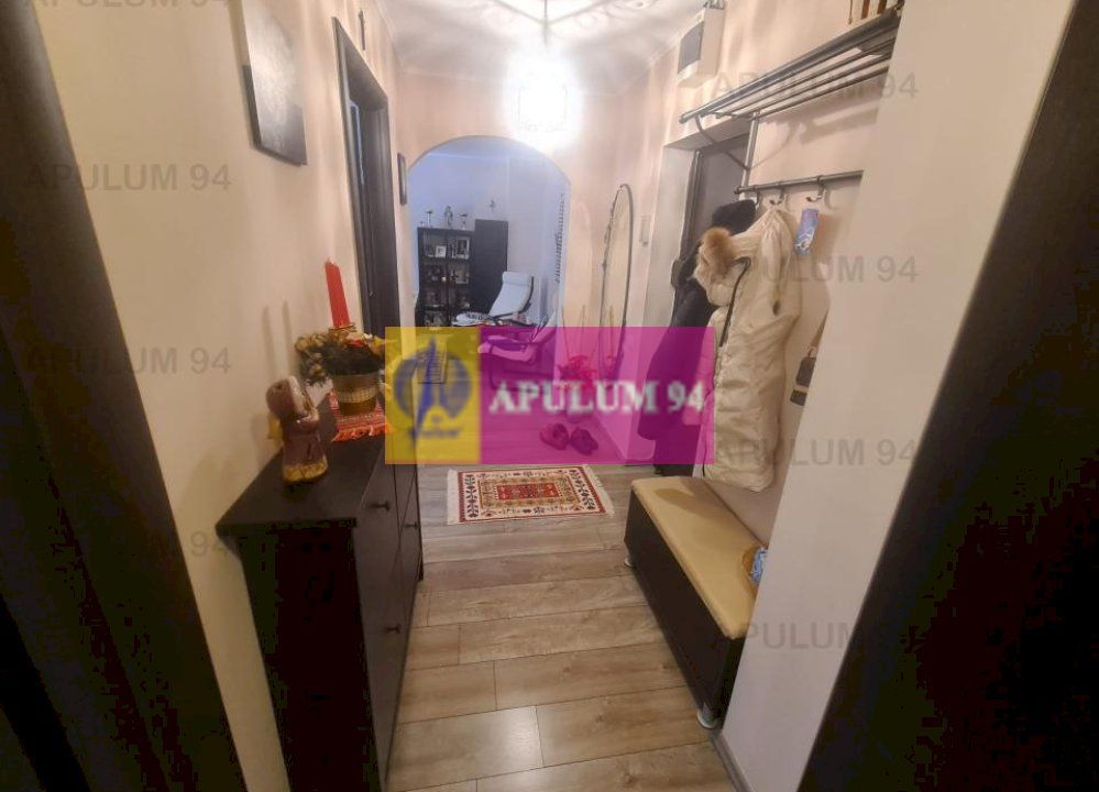 Apartament cu 2 camere de vânzare în Sinaia - Zona Platou Izvor