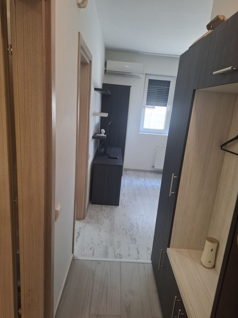 BRASADAS inchiriaza garsoniera etaj 5/5 zona Metalurgiei.