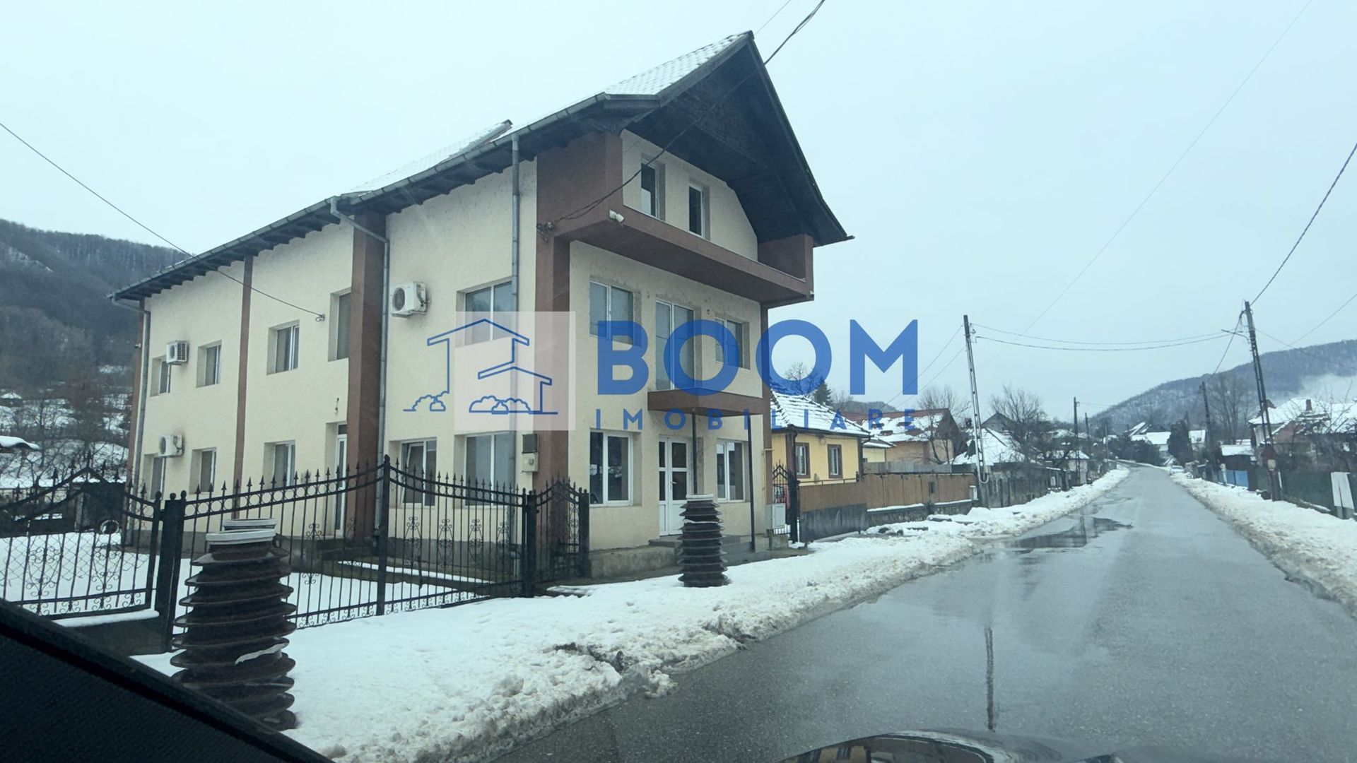 Vila | P+2 | Magazin | Pausesti-Maglasi | Cheia