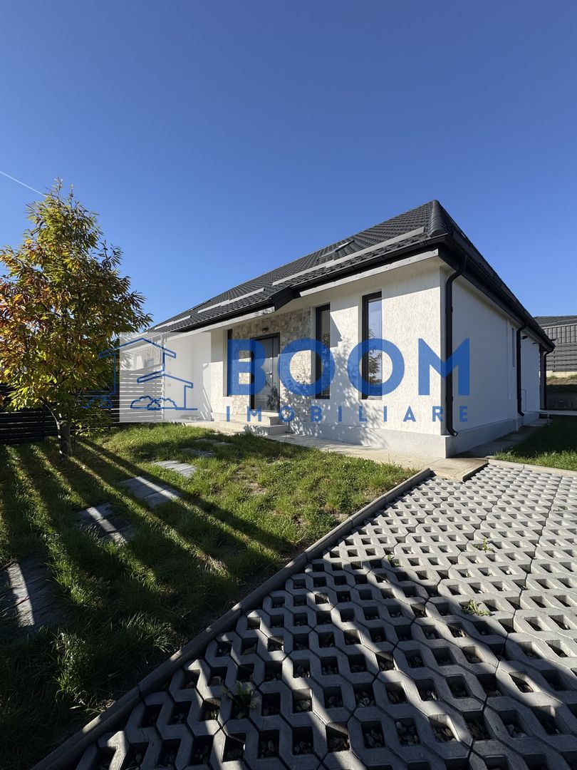 Casa 4 Camere | Teren 300MP | Zona - Vladesti Priporu