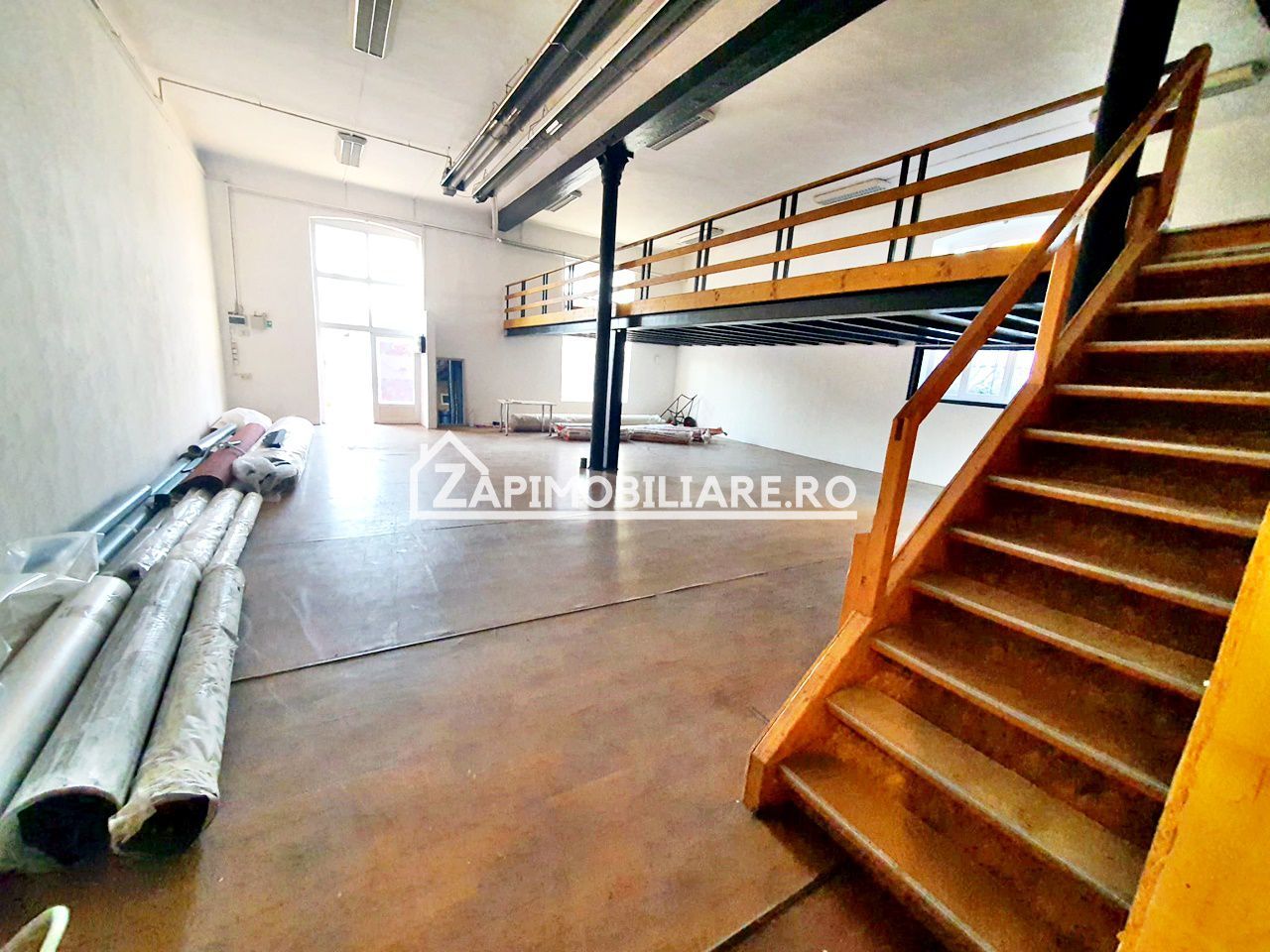 Spatiu comercial 290 mp utili.2 băi, 1 birou, zona Centrală