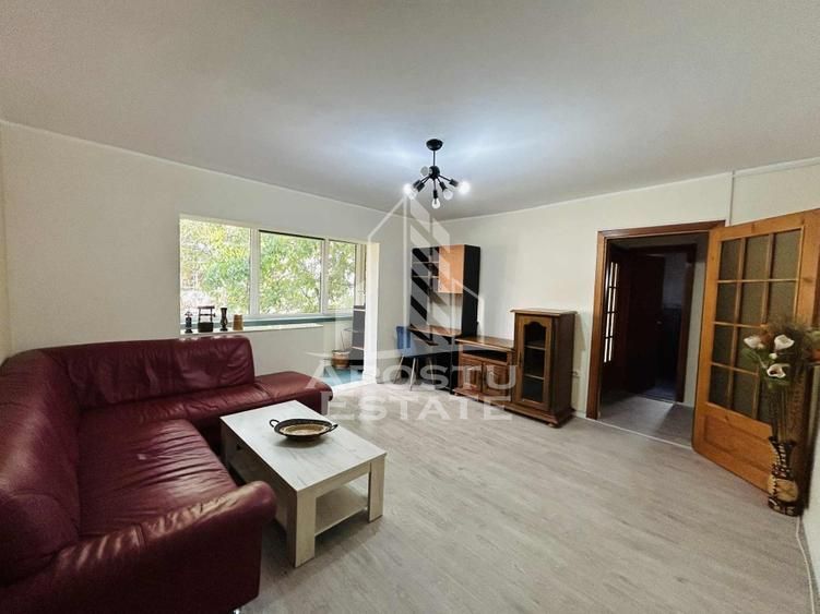 Apartament cu 3 camere in Complexul Studentesc