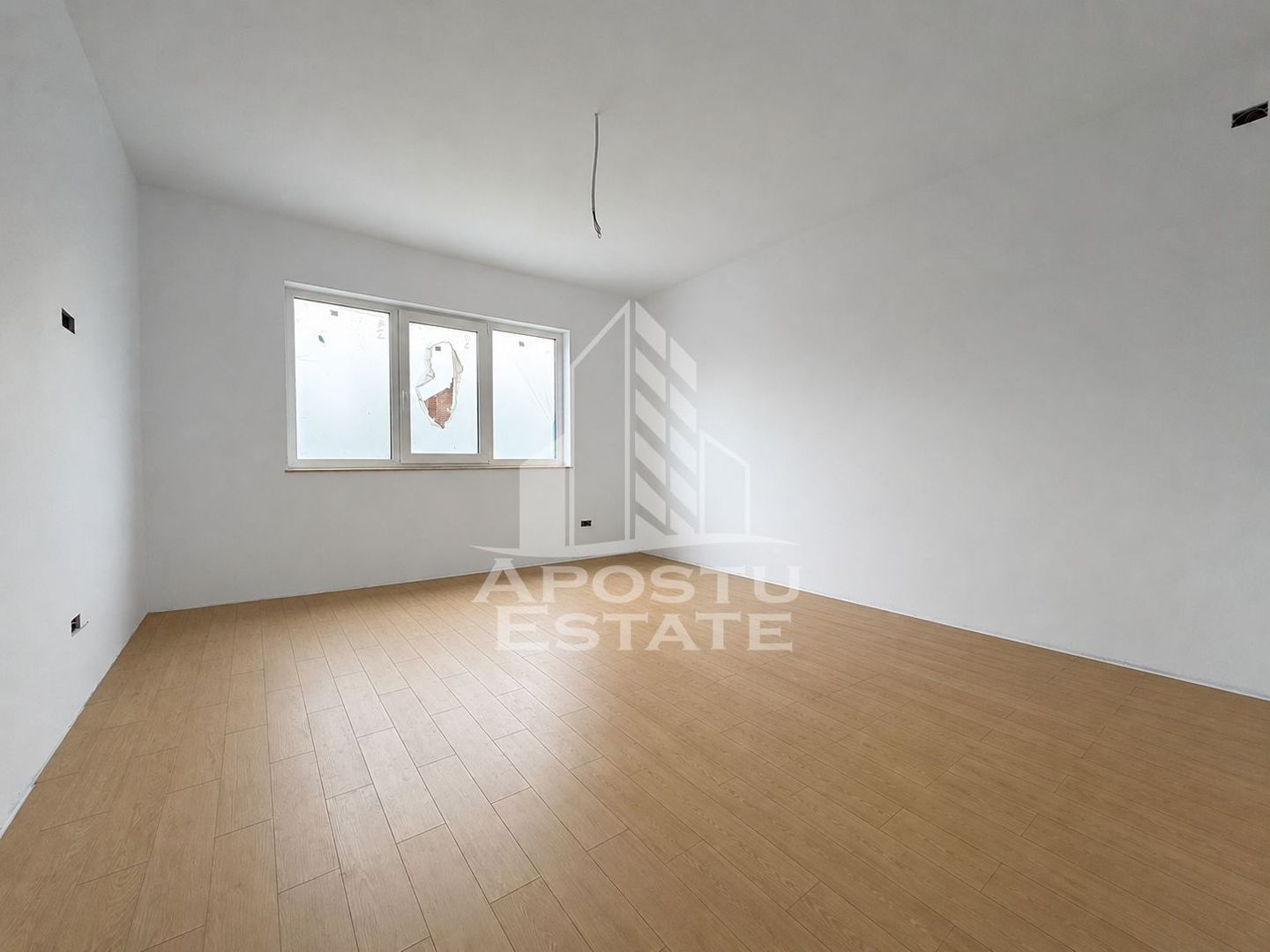 Casa individuala de vanzare situata in Utvin