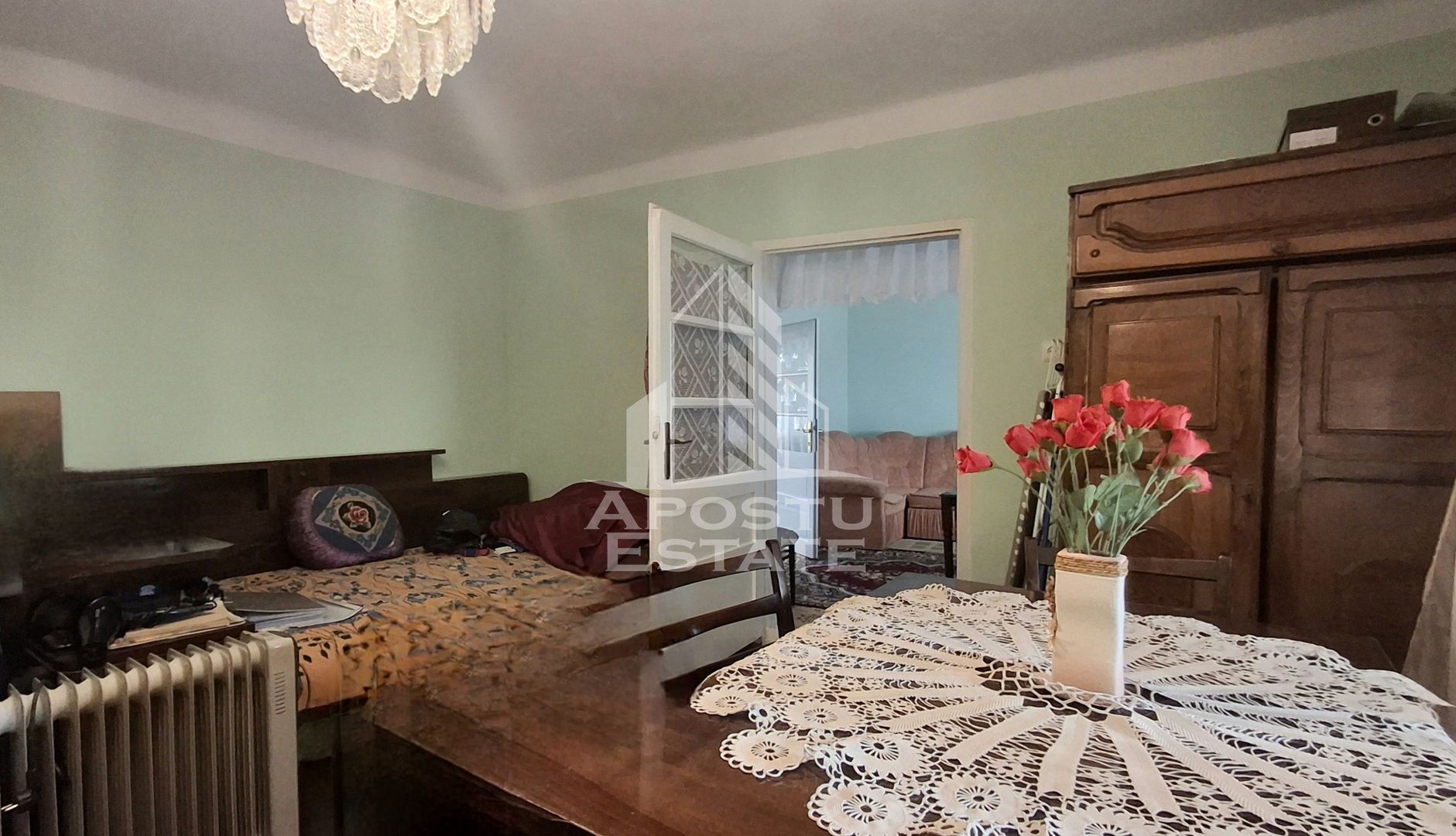 Casa 4 camere,Teren 360 mp Micalaca Garaj, Gradin