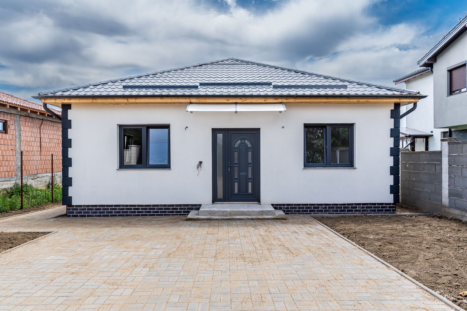 Casă nouă 4 camere, ideală pentru familie. Toate utilitățile