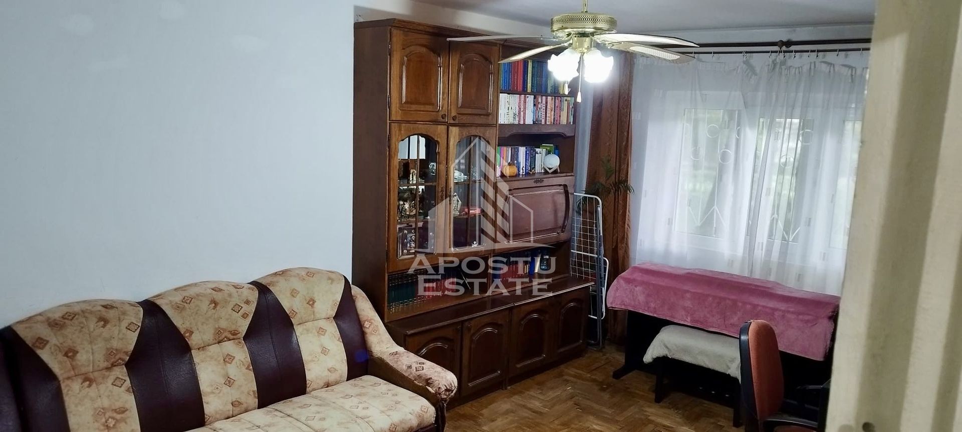 Apartament 3 camere de vanzare, zona Lipovei, Timisoara