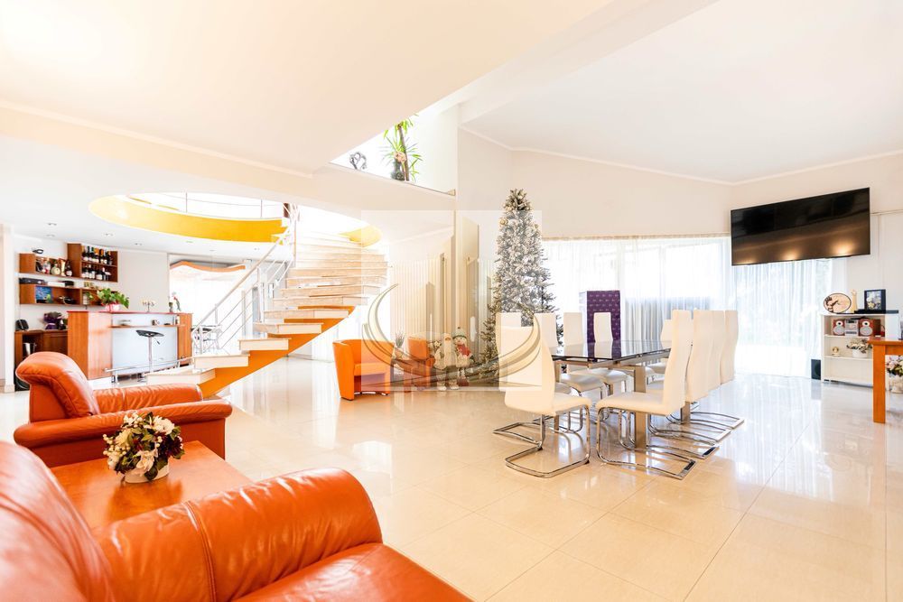 Vila Luxury în Dumbrăvița – Exclusivitate lângă pădure 980E/mp