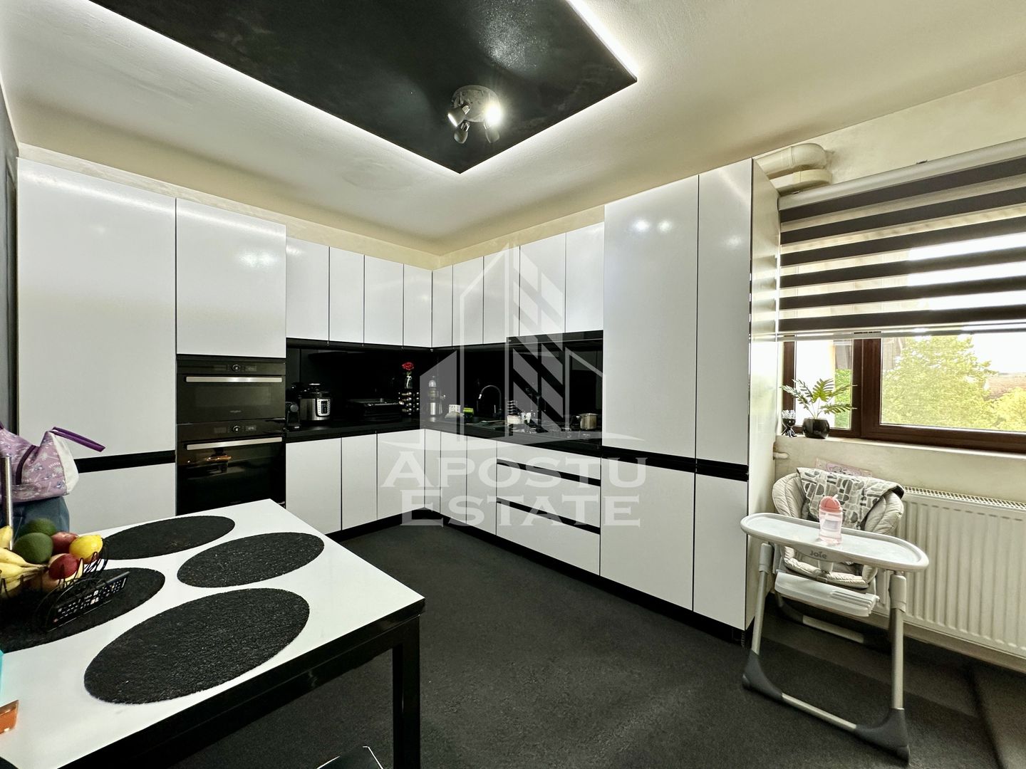 Apartament de vanzare cu 3 camere in apropiere de Lidl, Dumbravita