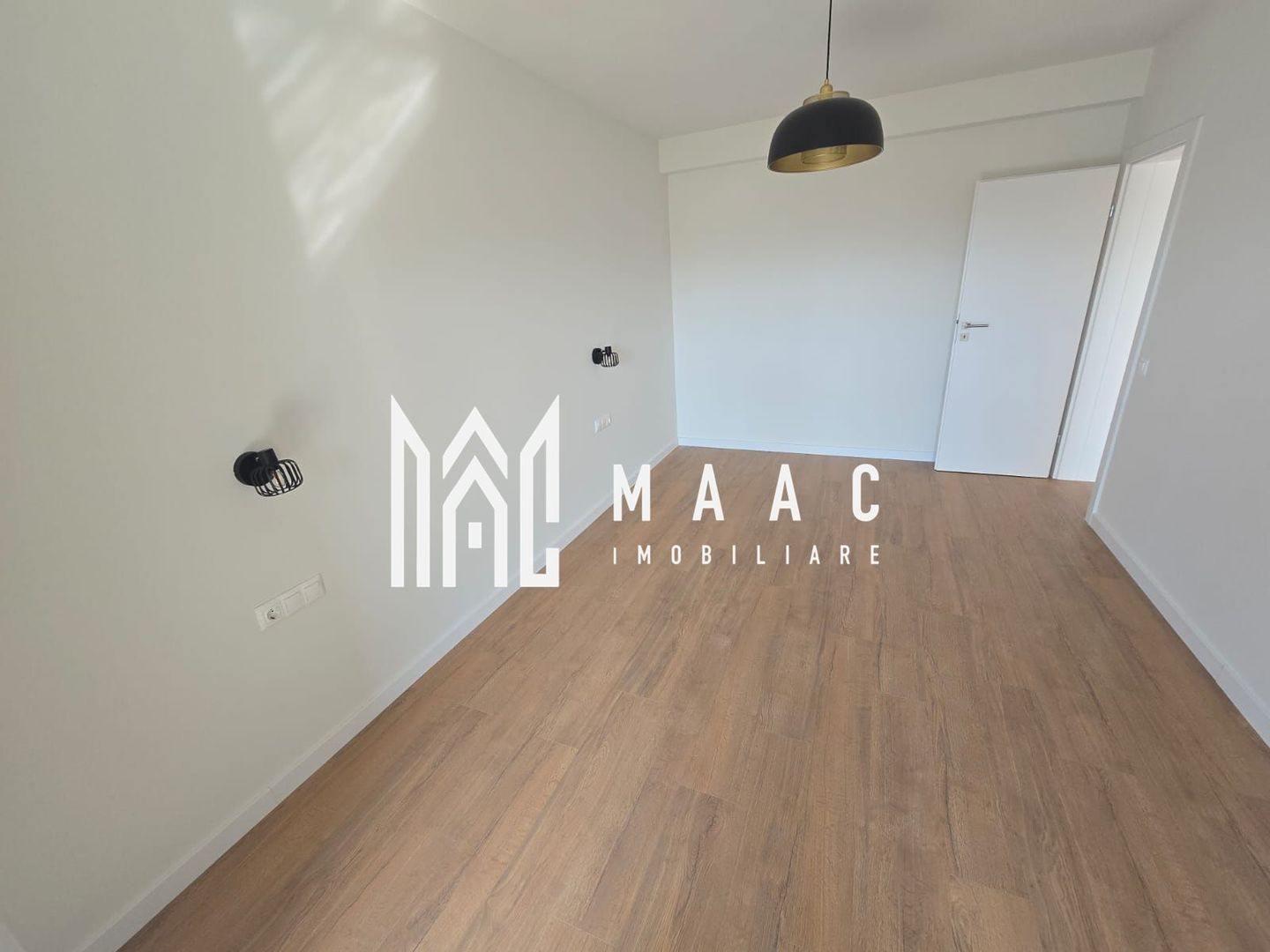 Apartament 2 camere | Parcare | Turnisor