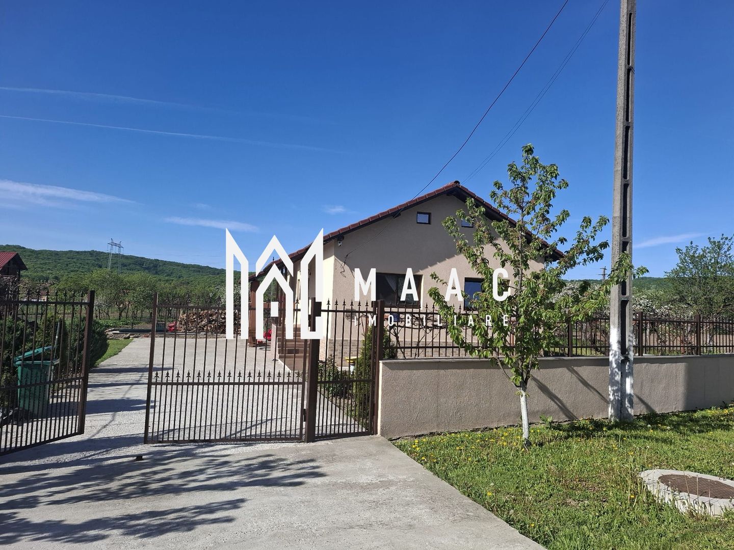 Casă 4 camere | Mănăilești, Vâlcea | 134 mp, teren 1.556 mp