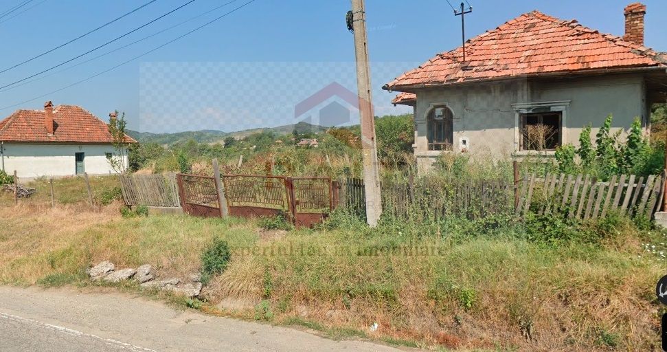 Teren de vânzare intravilan-extravilan comuna Tigveni jud.Arges