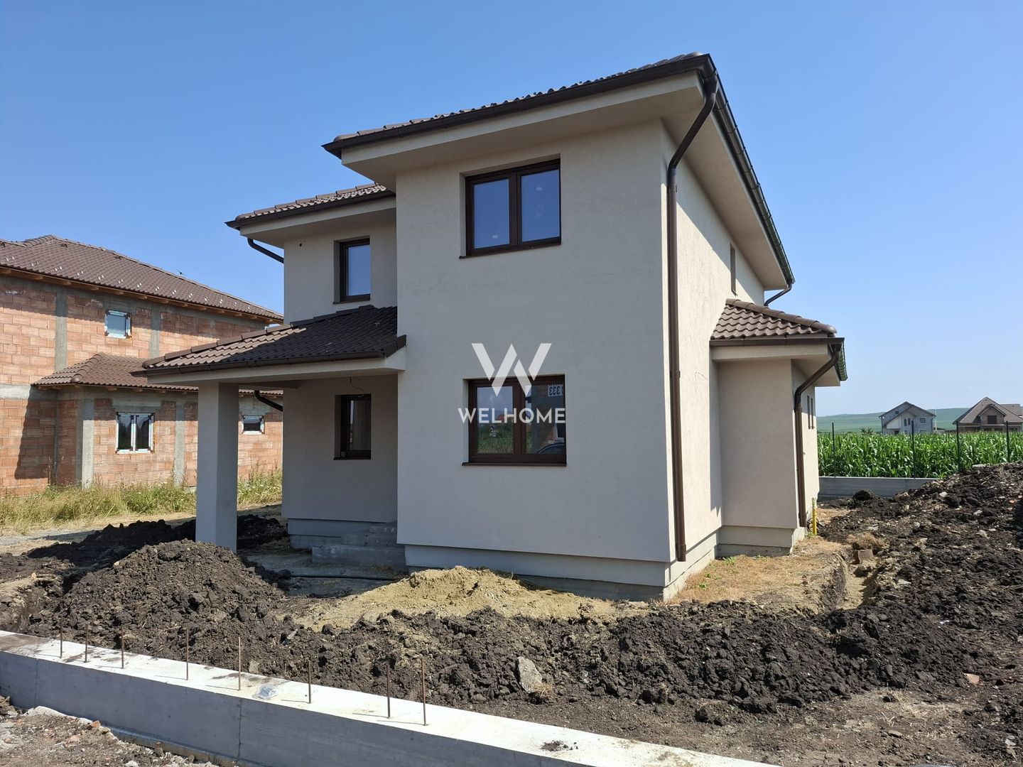 Casă individuală modernă cu pod – Șura Mică