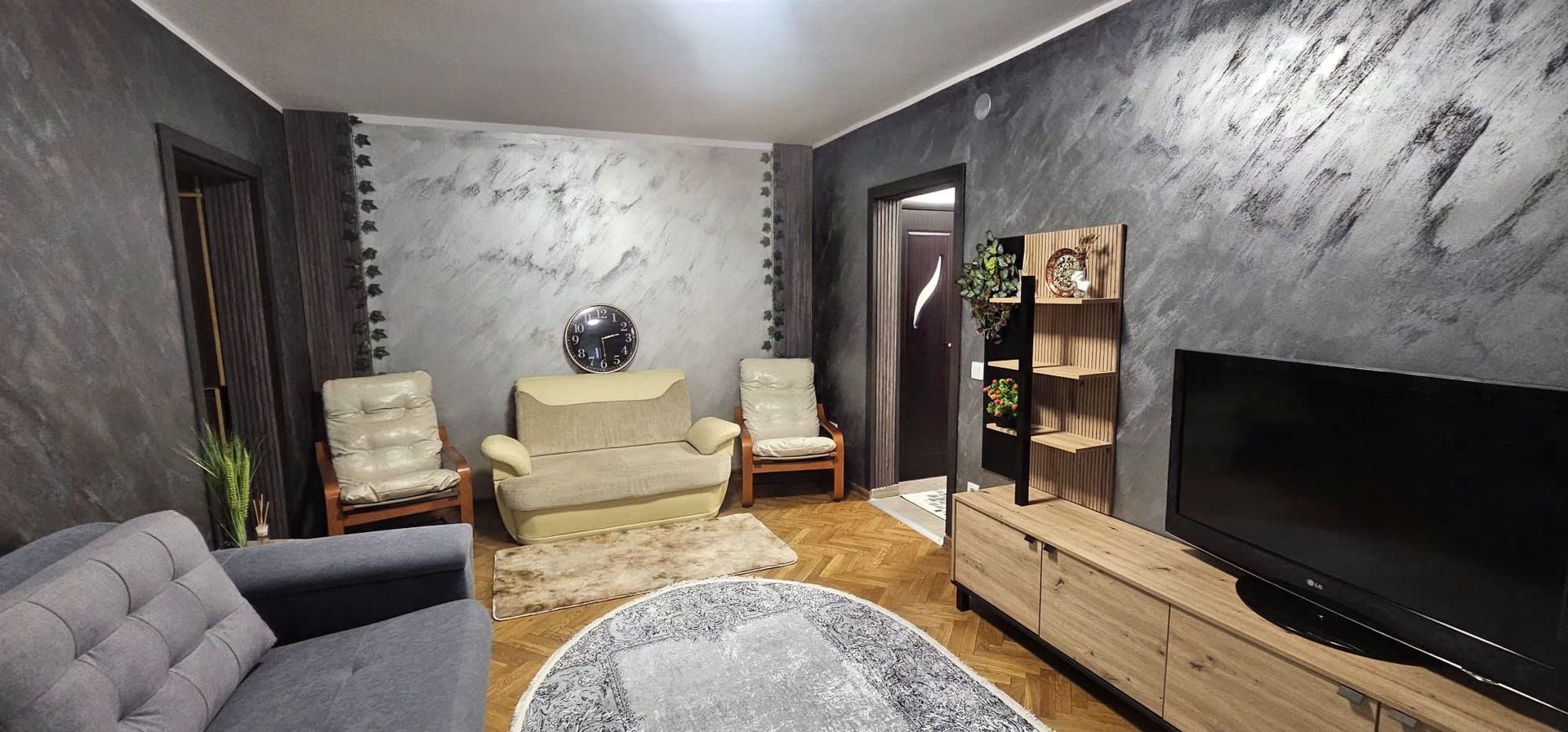 Apartament 2 camere renovat - Zona Tribunal - Papadie - Mobilat si utilat