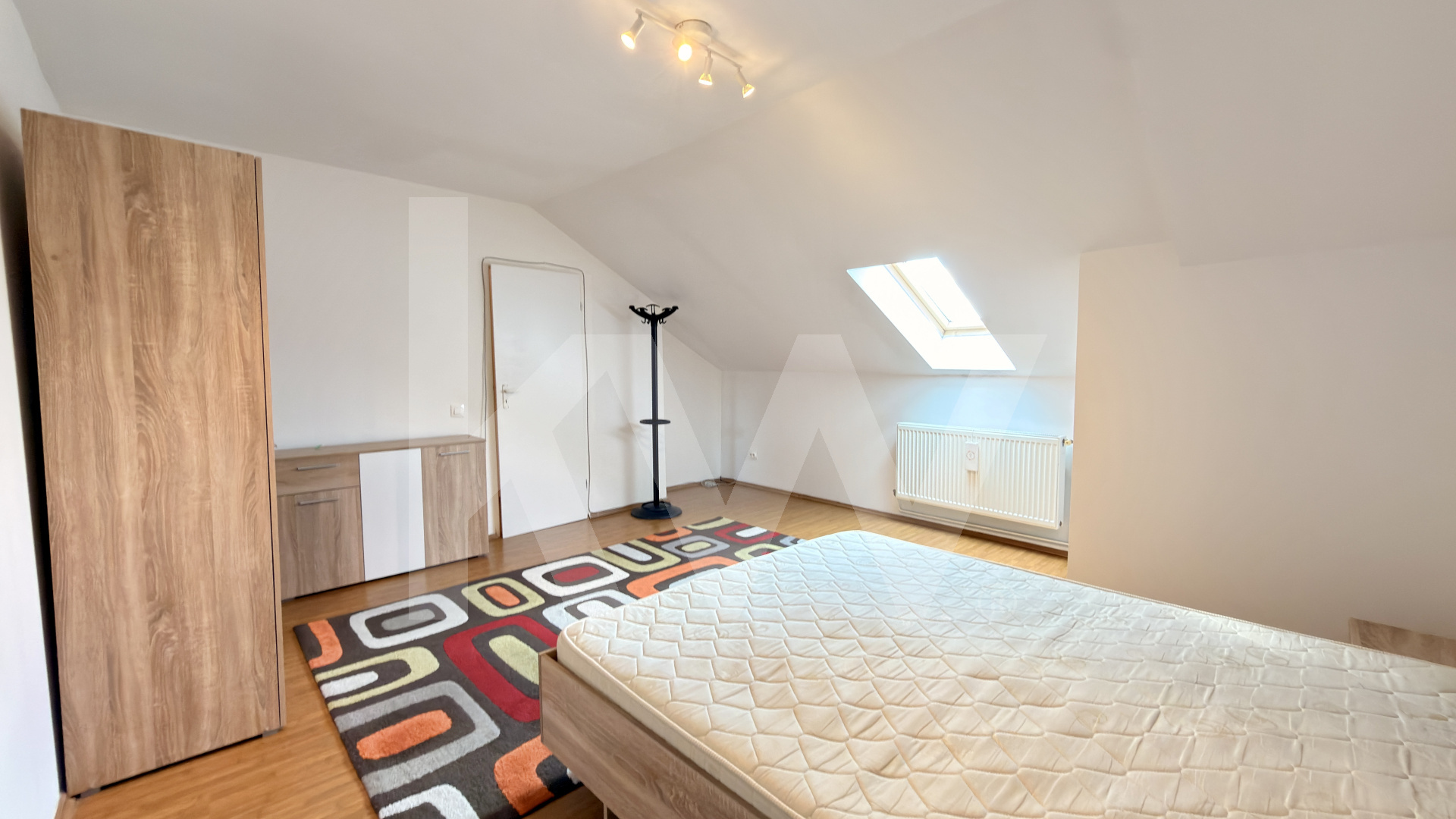 Apartament tip mansardă pe două niveluri, de închiriat, Calea Cisnădiei, Sibiu