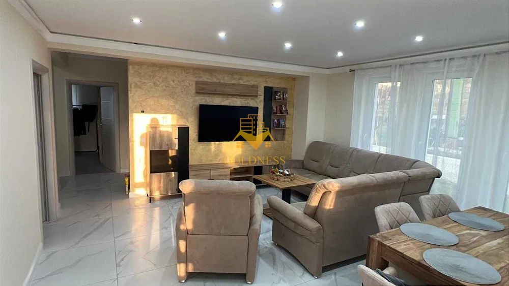 5 camere decomandate, Prima Inchiriere, Curte proprie, Dezmir