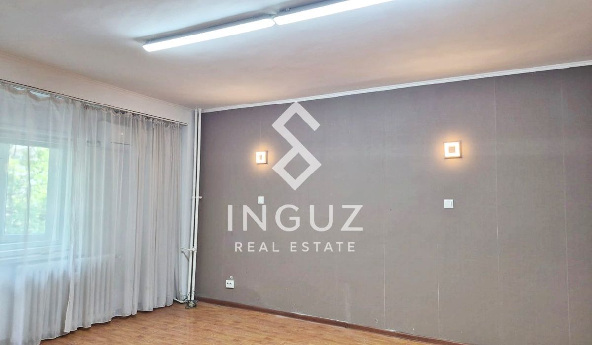 Apartment for Rent – 3 Rooms | Decebal Boulevard | Spacious | Prime Lo