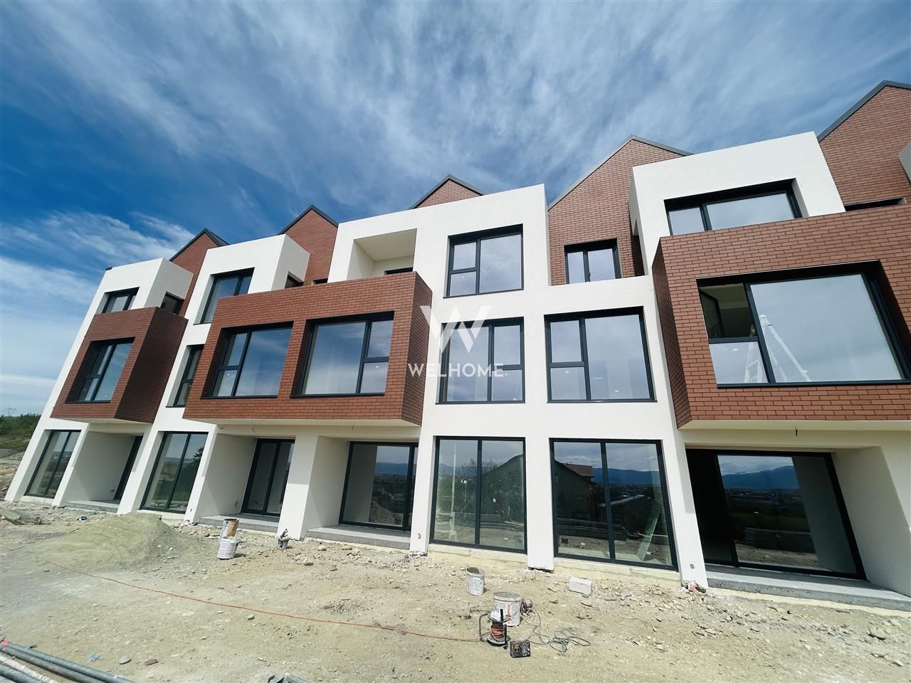 Casa de vanzare – concept modern, priveliste deosebita – 147 mp utili