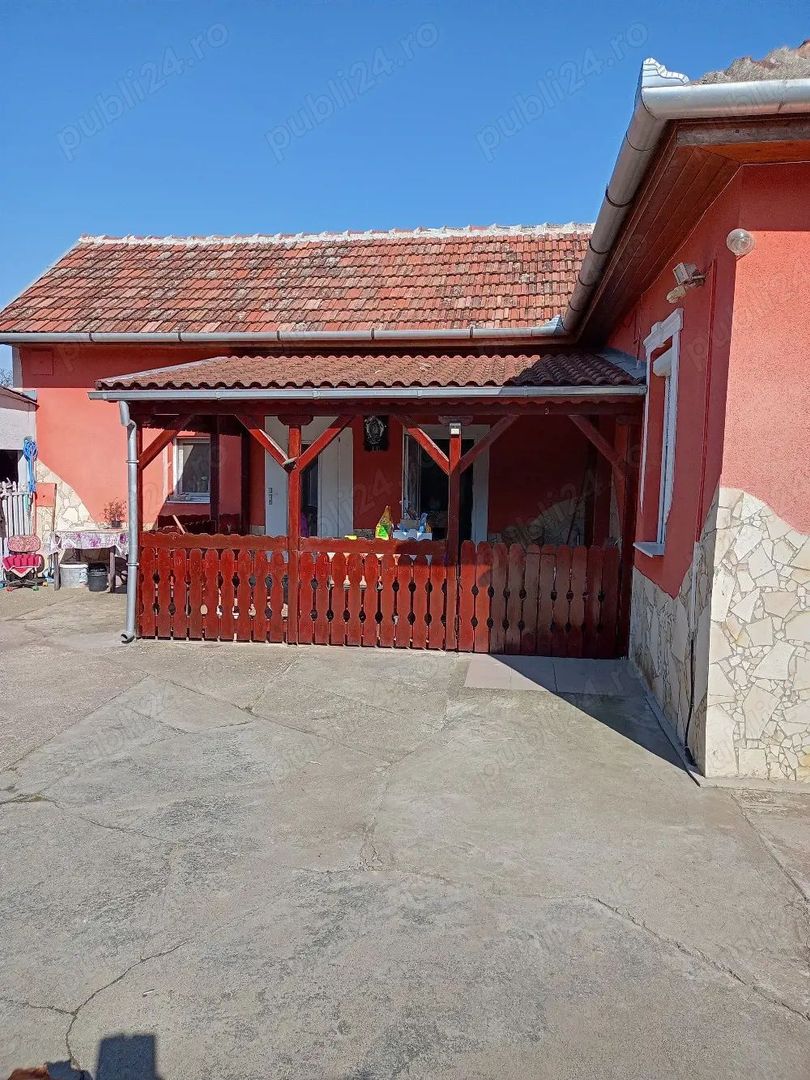BRASADAS vinde casa in Ungaria