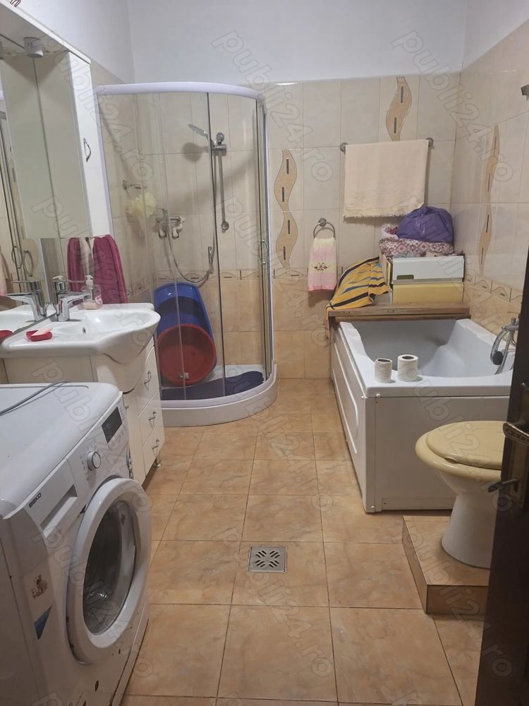 Vând casa în Lpau, com.Culciu, jud Satu Mare