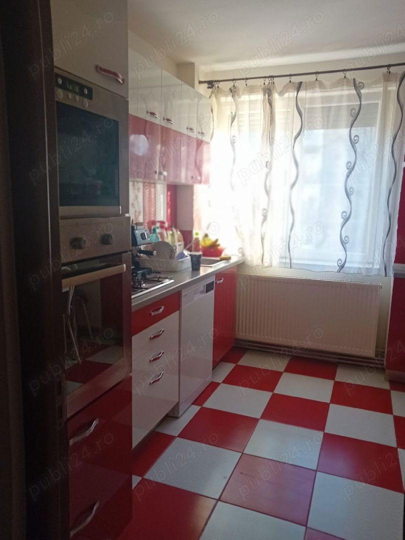 Ag BRASADAS vinde apt. 3 cam etaj 2 Neajlov.