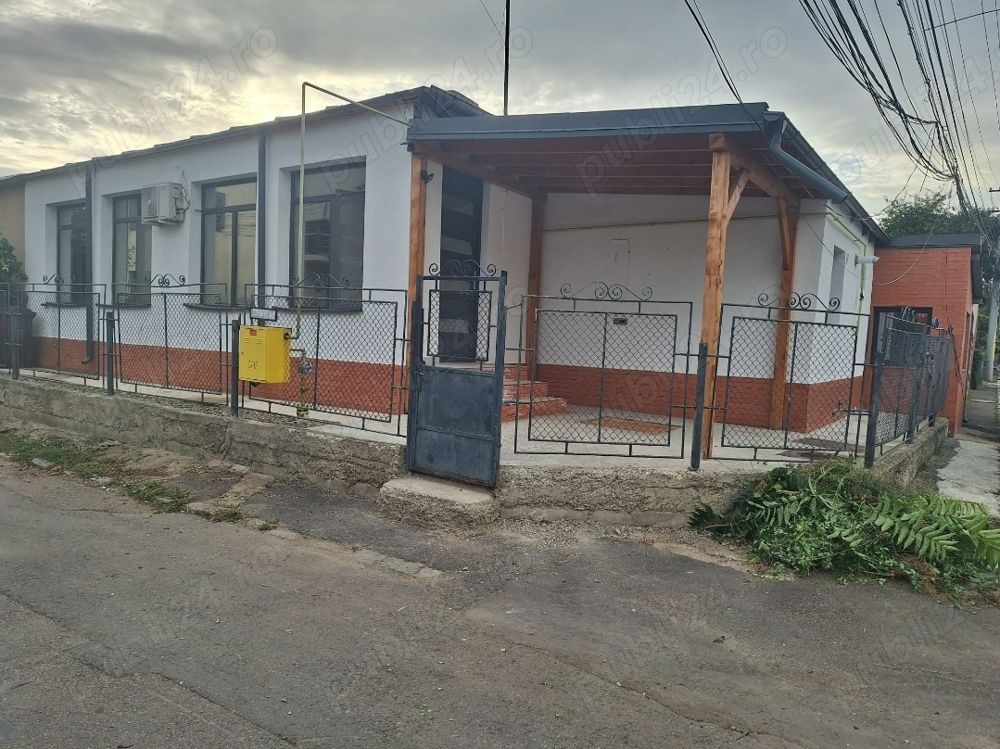 BRASADAS vinde casa 4 cam Sararie - Copou.