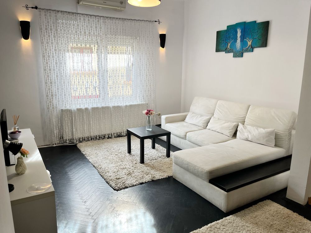 Inchiriez apartament 2 camere (+1) Parcul Carol
