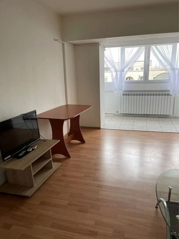 Ocazie! Proprietar direct!3camere de vânzare Decebal București