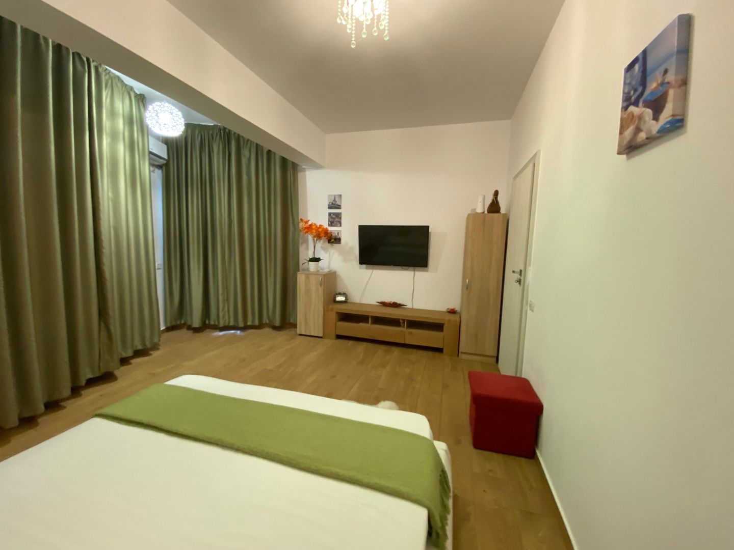 Vand/schimb ap 2 camere in Mamaia N - zona cluburilor