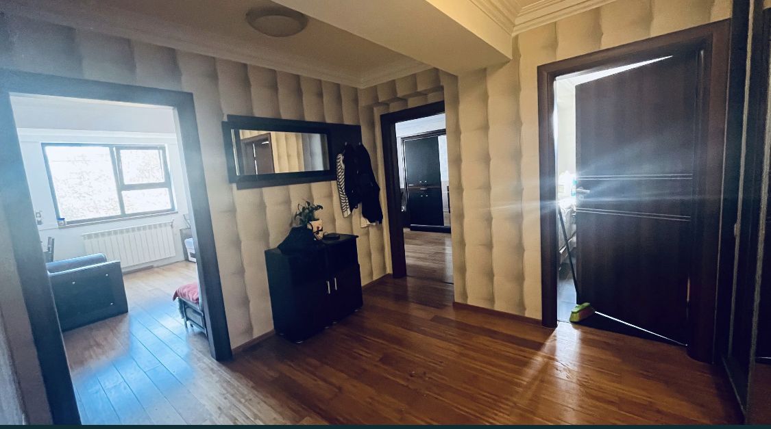 Vand ap 3 camere Eden