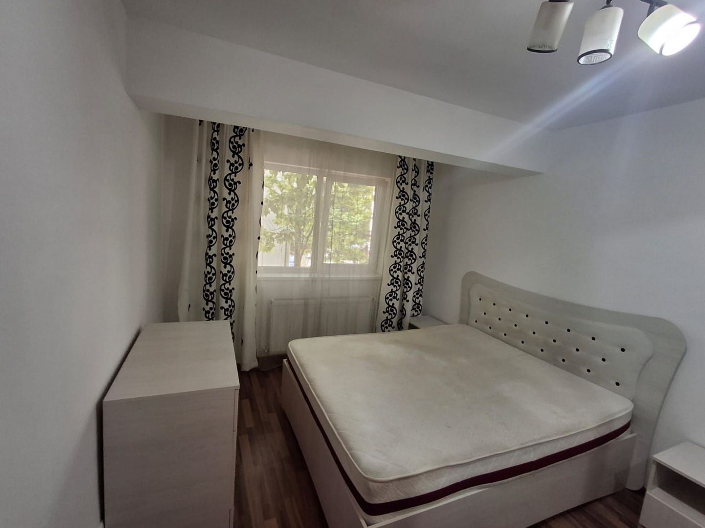 Apartament 2 camere decomandat - metrou Dimitrie Leonida