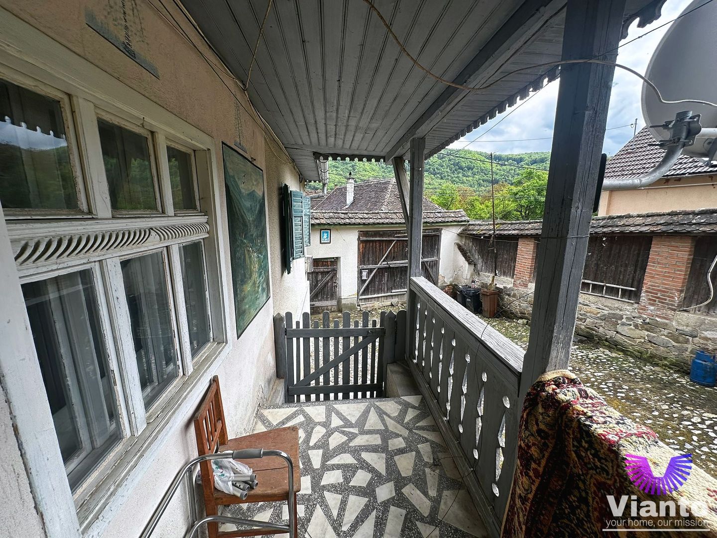 Casa individuala 3 camere cu teren 1100mp - Fantanele