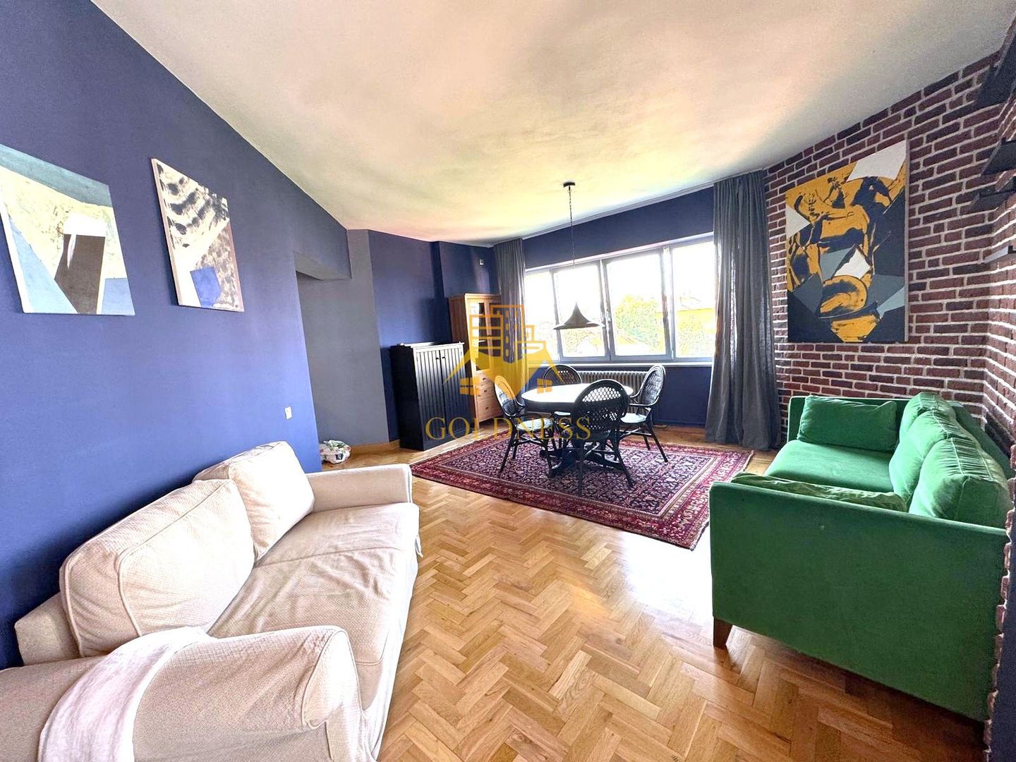3 camere, Semicentral, 117mp, The Office, Bosch, Ntt Data, Paris
